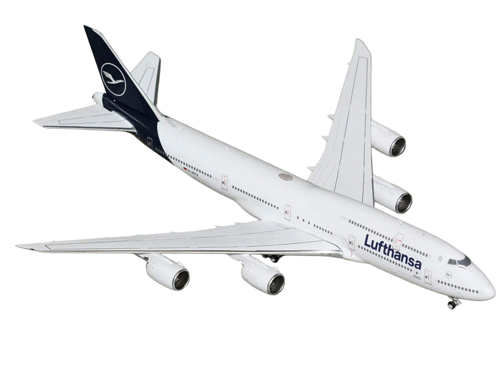 Boeing 747-8I Commercial Aircraft "Lufthansa" (D-ABYA) White with Dark Blue Tail 1/400 Diecast Model GeminiJets - image 2
