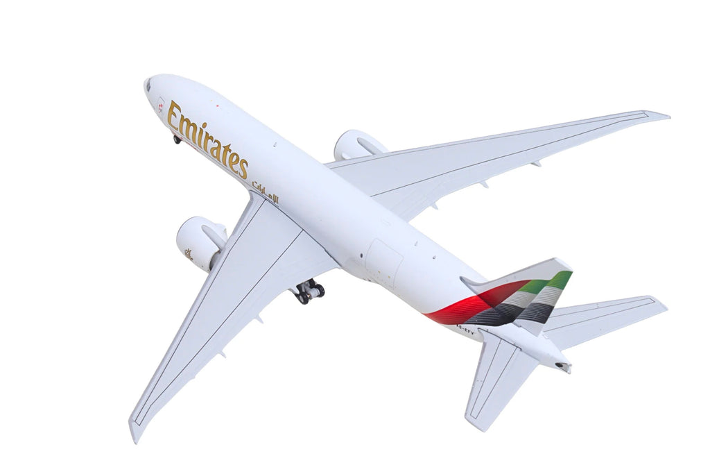 Boeing 777F Commercial Aircraft "Emirates SkyCargo" (A6-EFV) White with Striped Tail 1/400 Diecast Model by GeminiJets - image 3