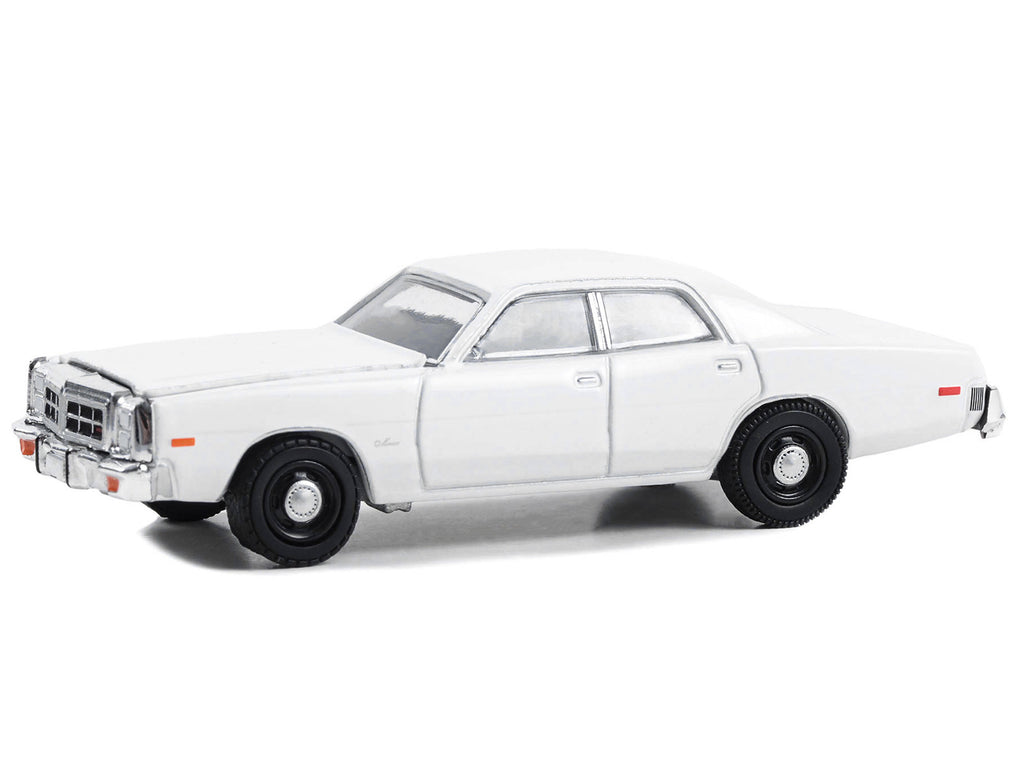 1977-78 Dodge Monaco Police Pursuit White "Hot Pursuit - Hobby Exclusive" Series 1/64 Diecast Model Car by Greenlight - image 2