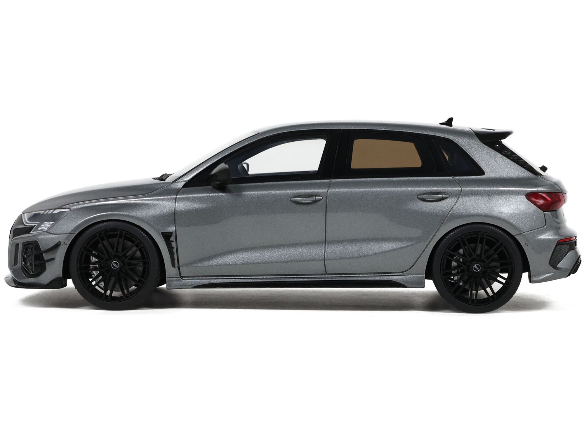 Audi ABT RS3-R Daytona Gray Metallic 1/18 Model Car by GT Spirit - image 5