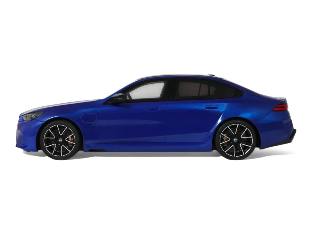 2024 BMW M5 (G90) Marina Bay Blue Metallic with Black Top 1/18 Model Car by GT Spirit - image 4