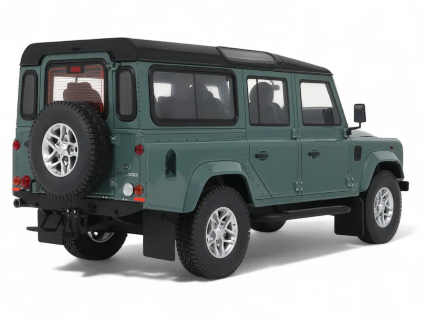 2016 Land Rover Defender 3 Station Wagon Green with Black Top 1/18 Model Car by GT Spirit - image 5