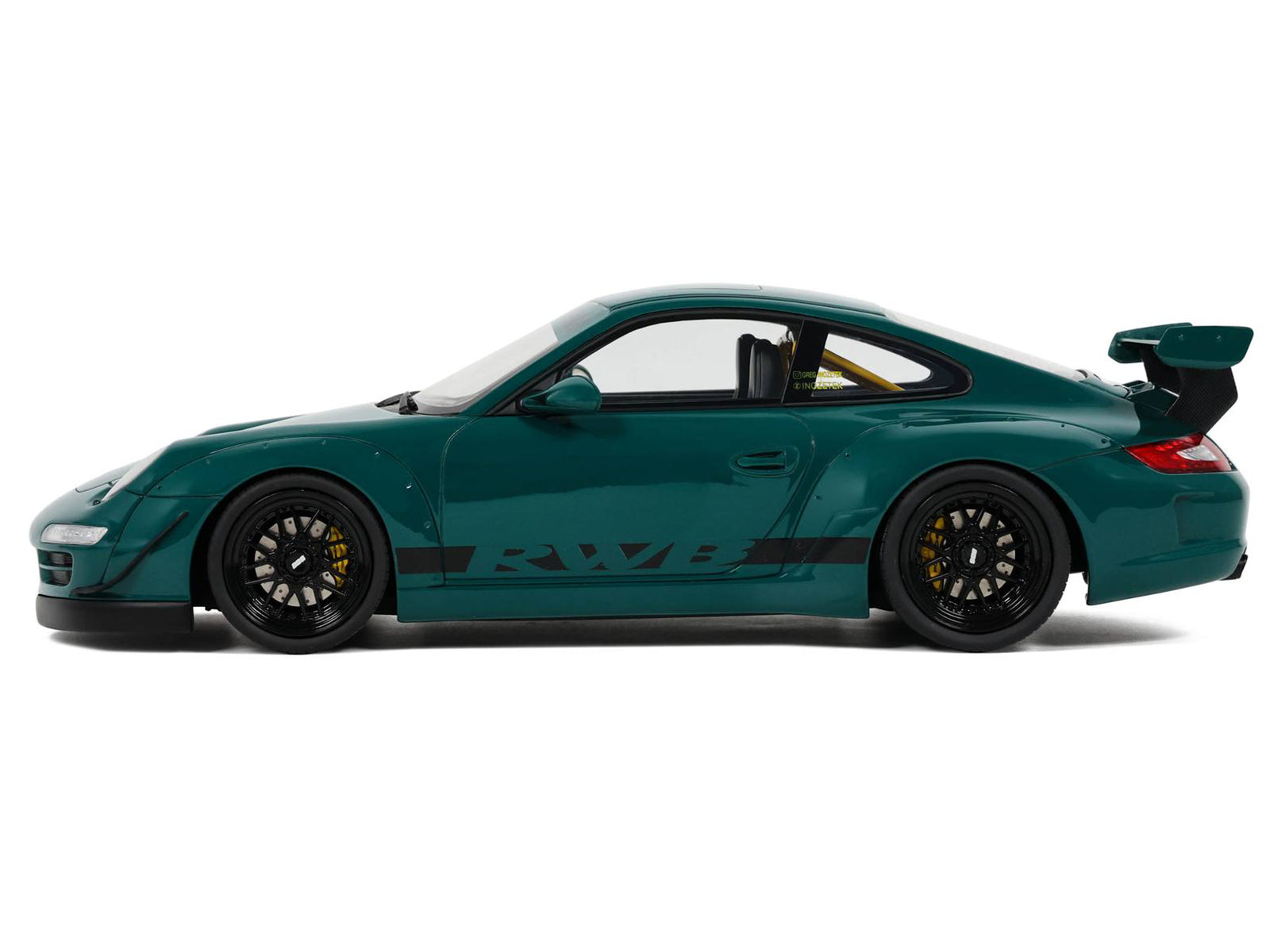 2021 RWB Bodykit "Syunkashuto" Green with Black Stripes 1/18 Model Car by GT Spirit - image 4