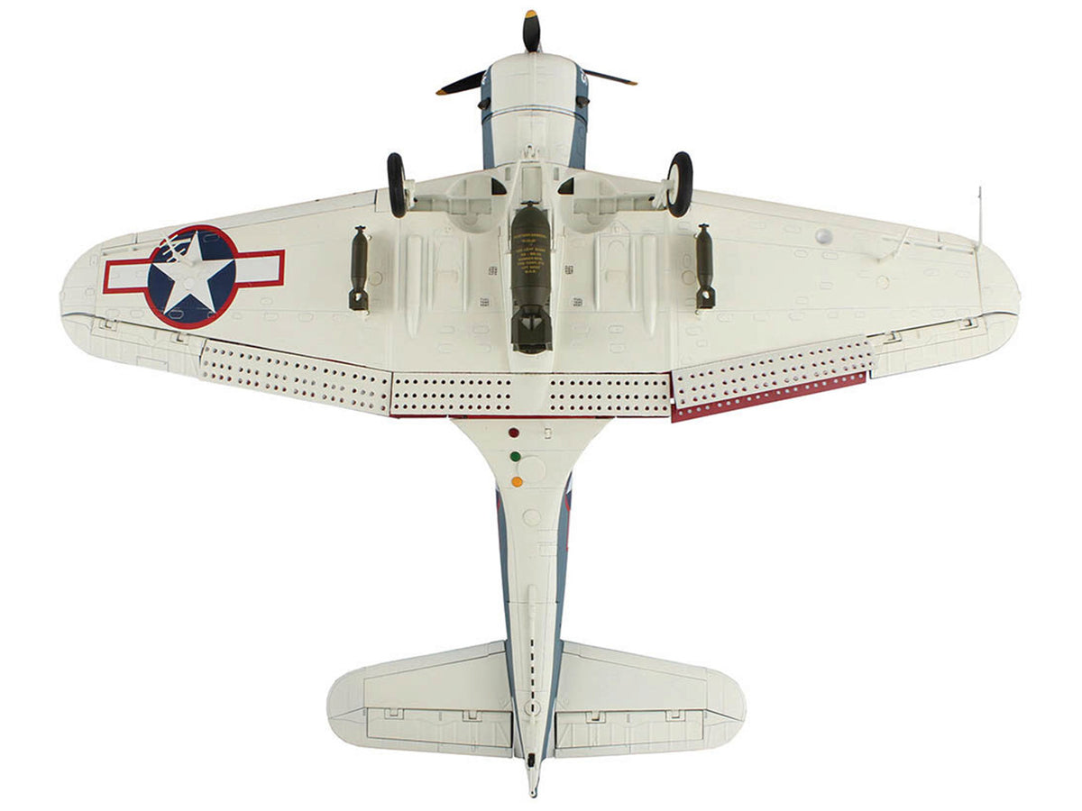 Douglas SBD-5 Dauntless Bomber Aircraft "VB-16 USS Lexington" (1943) United States Navy "Premium Collection" 1/32 Diecast Model by Hobby Master - image 5