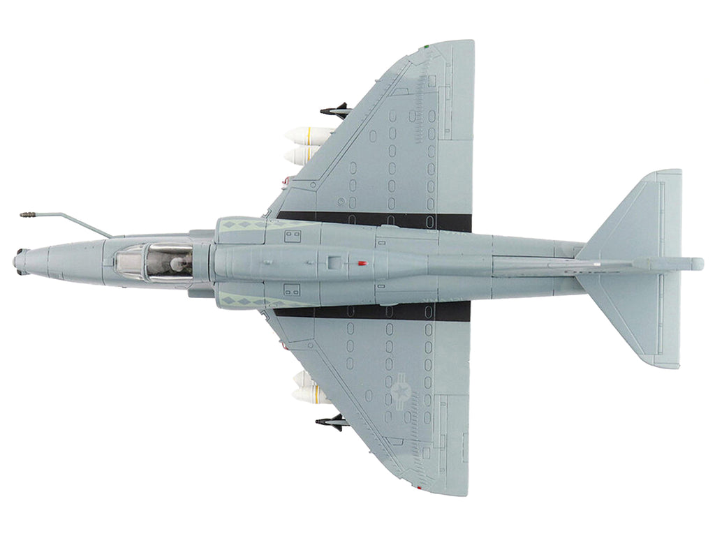 Douglas A-4M Skyhawk Aircraft "VMA-131 Diamondbacks" (1993) United States Marines "Air Power Series" 1/72 Diecast Model by Hobby Master - image 4