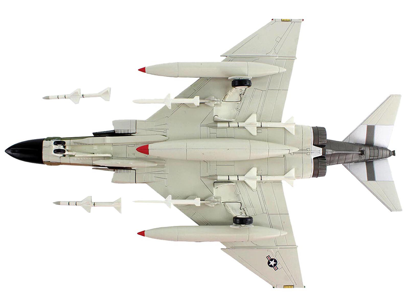 McDonnell Douglas EF-4C Wild Weasel Fighter-Bomber Aircraft "64-0840 67th TFS Korat RTAFB Super Cocks Swiss Samilar" (1971) United States Air Force "Air Power Series" 1/72 Diecast Model by Hobby Master - image 4