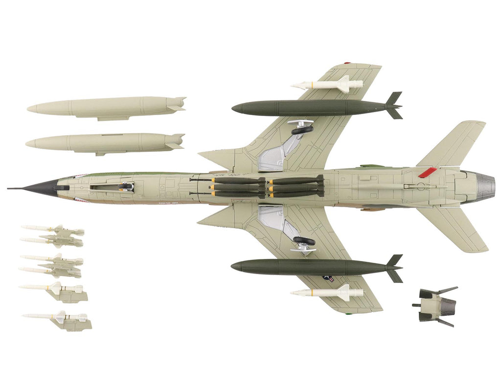 Republic F-105F Thunderchief Fighter-Bomber Aircraft "63-8299 Peach 91 128th Tactical Fighter Squadron Georgia ANG Dobbins Air Reserve Base" United States Air Force "Air Power Series" 1/72 Diecast Model by Hobby Master - image 4