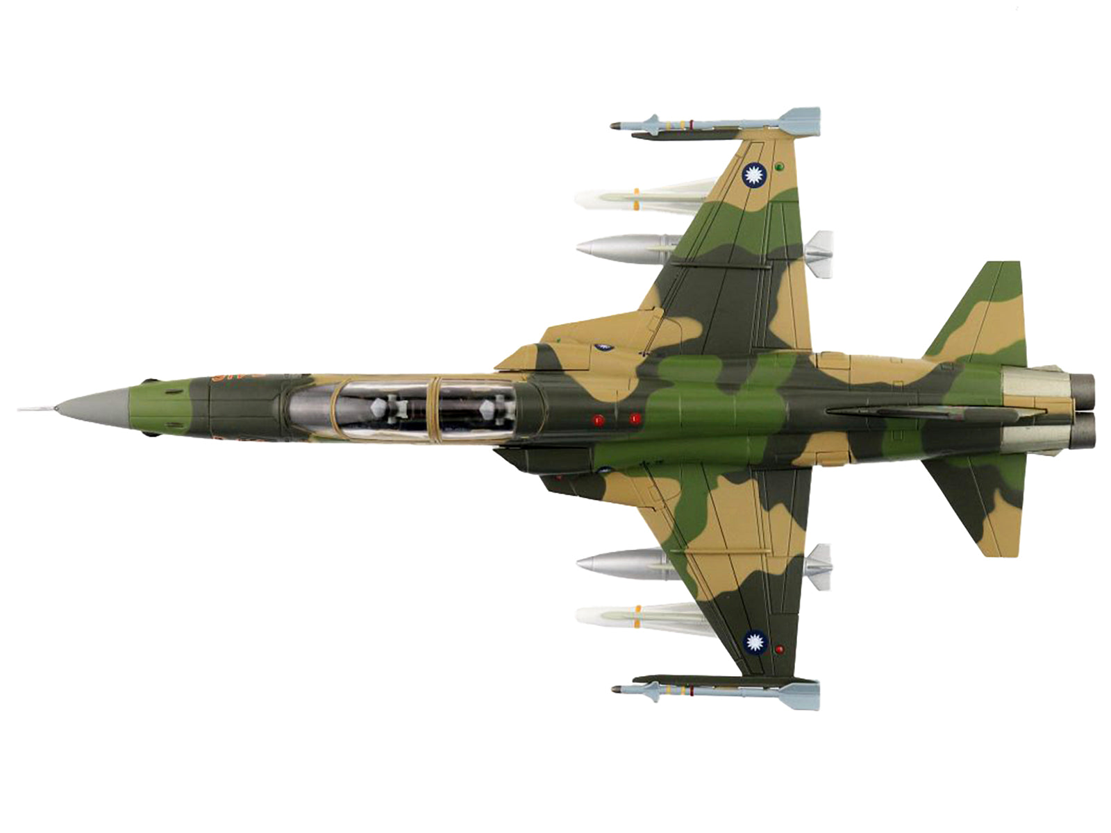 Northrop F-5F Tiger II Aircraft "46th Aggressor Squadron 7th Flight Training Wing" Republic of China Air Force "Air Power Series" 1/72 Diecast Model by Hobby Master - image 3