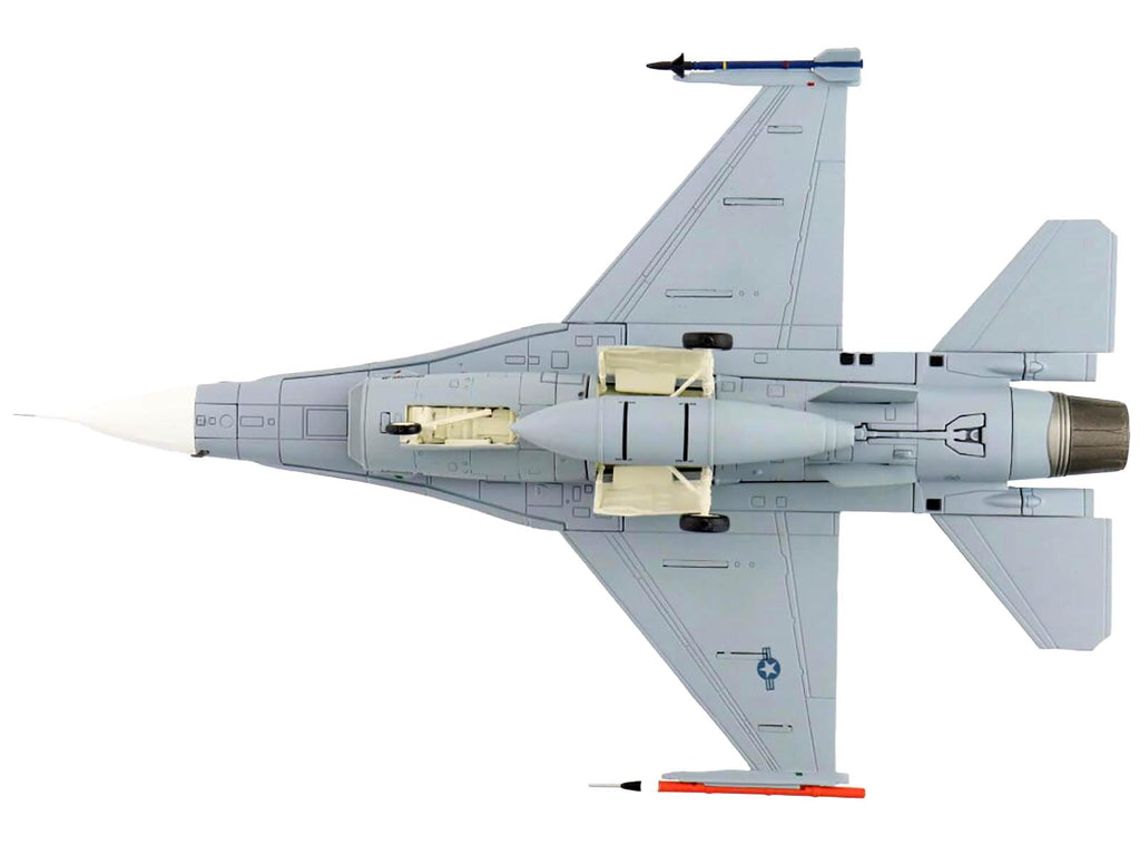 Lockheed F-16B Fighting Falcon Fighter Aircraft "Top Gun 90th Anniversary of Naval Aviation NSAWC" United States Navy "Air Power Series" 1/72 Diecast Model by Hobby Master - image 4