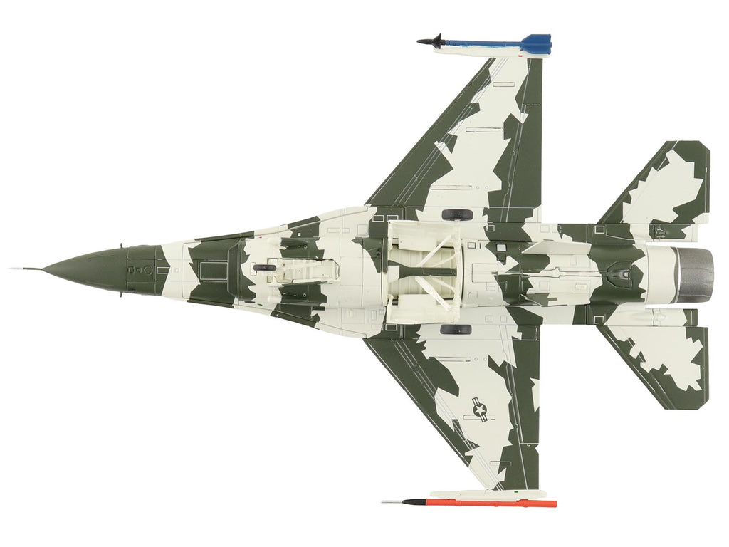 General Dynamics F-16N Fighting Falcon Fighter Aircraft "163269 U.S. Navy Fighter Weapons School" (1990s) United States Marine Corps "Air Power Series" 1/72 Diecast Model by Hobby Master - image 4