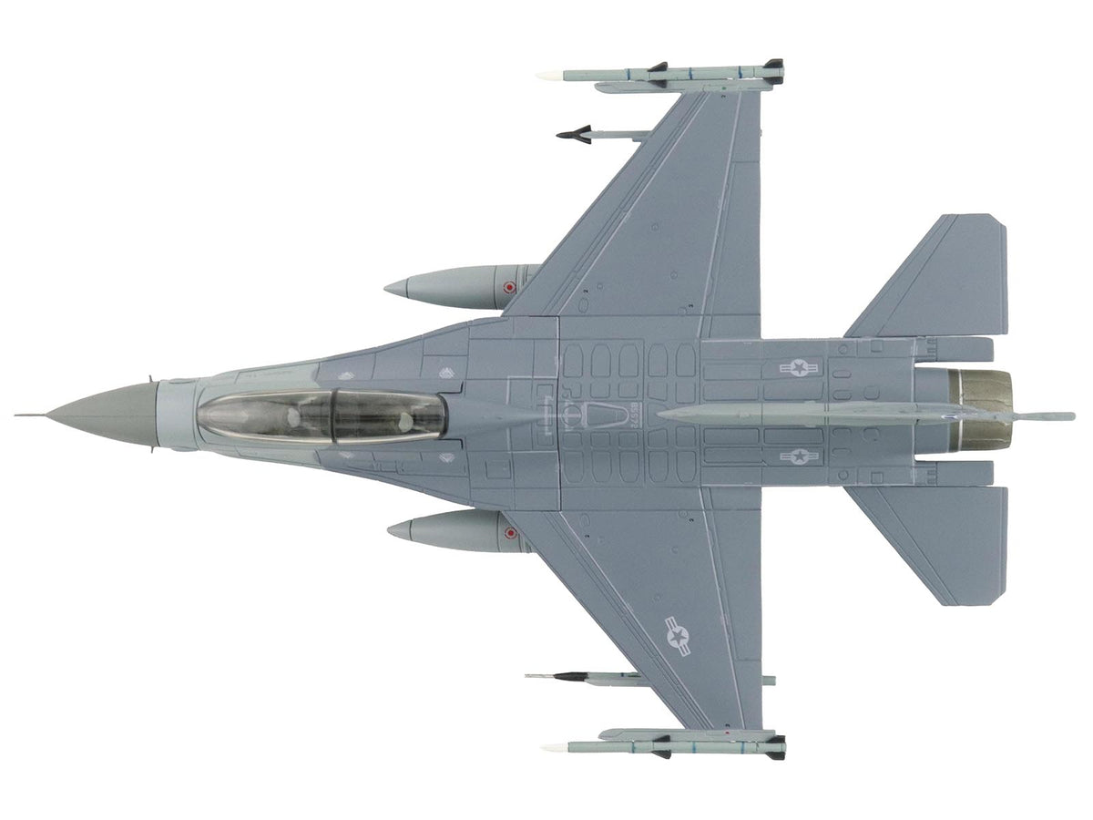 Lockheed F-16D Fighting Falcon Fighter Aircraft "85-1572 Edwards Air Force Base" (2024) United States Air Force "Air Power Series" 1/72 Diecast Model by Hobby Master - image 3