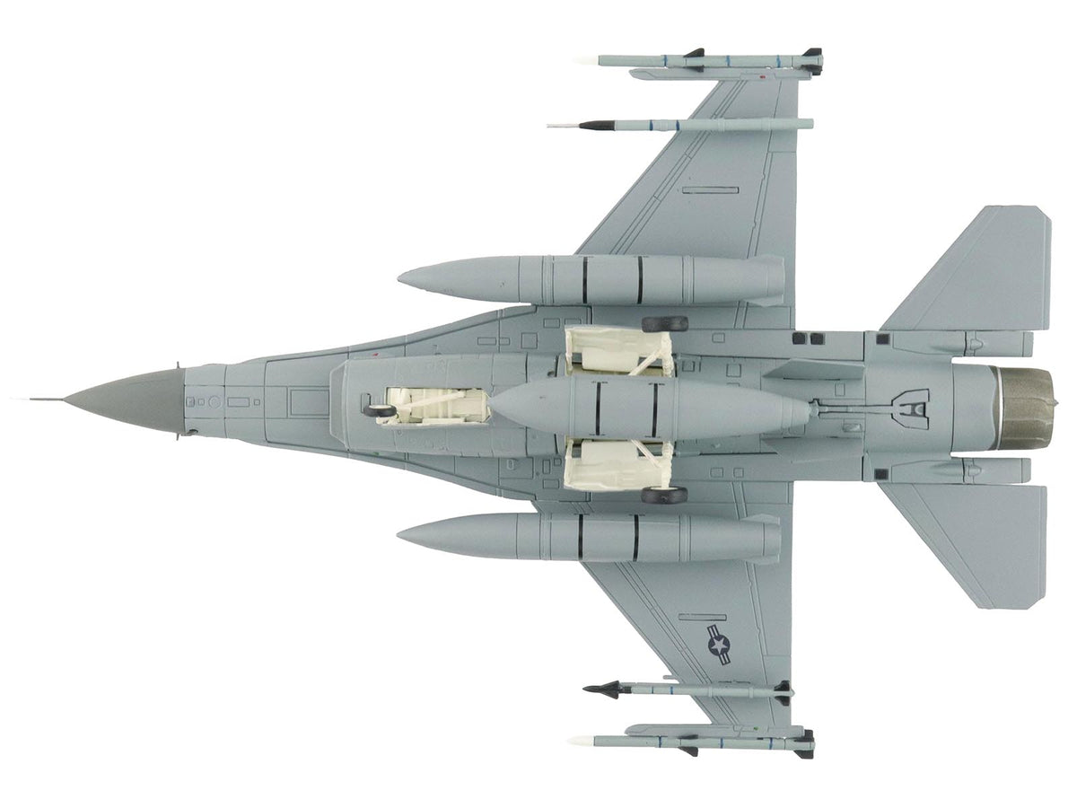 Lockheed F-16D Fighting Falcon Fighter Aircraft "85-1572 Edwards Air Force Base" (2024) United States Air Force "Air Power Series" 1/72 Diecast Model by Hobby Master - image 4
