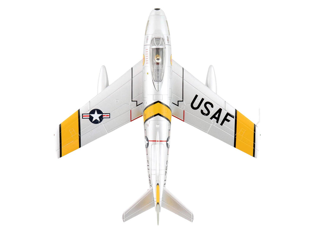 North American F-86E Sabre Fighter Aircraft "51-2752 Colonel George Andrew Davis Jr. 4th FIG 334th FIS" (1952) United States Air Force "Air Power Series" 1/72 Diecast Model by Hobby Master - image 3