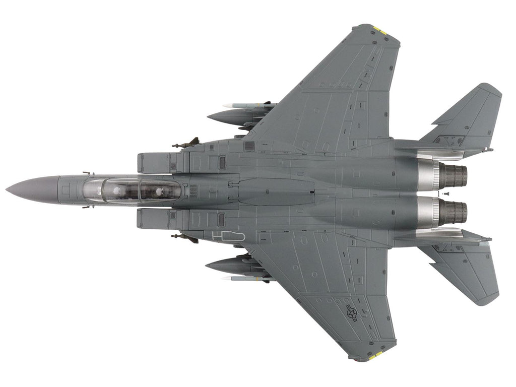 McDonnell Douglas F-15E Strike Eagle Fighter Aircraft "88-0705 90th Fighter Squadron Commanding Officer's Jet" (2005) United States Air Force "Air Power Series" 1/72 Diecast Model by Hobby Master - image 4