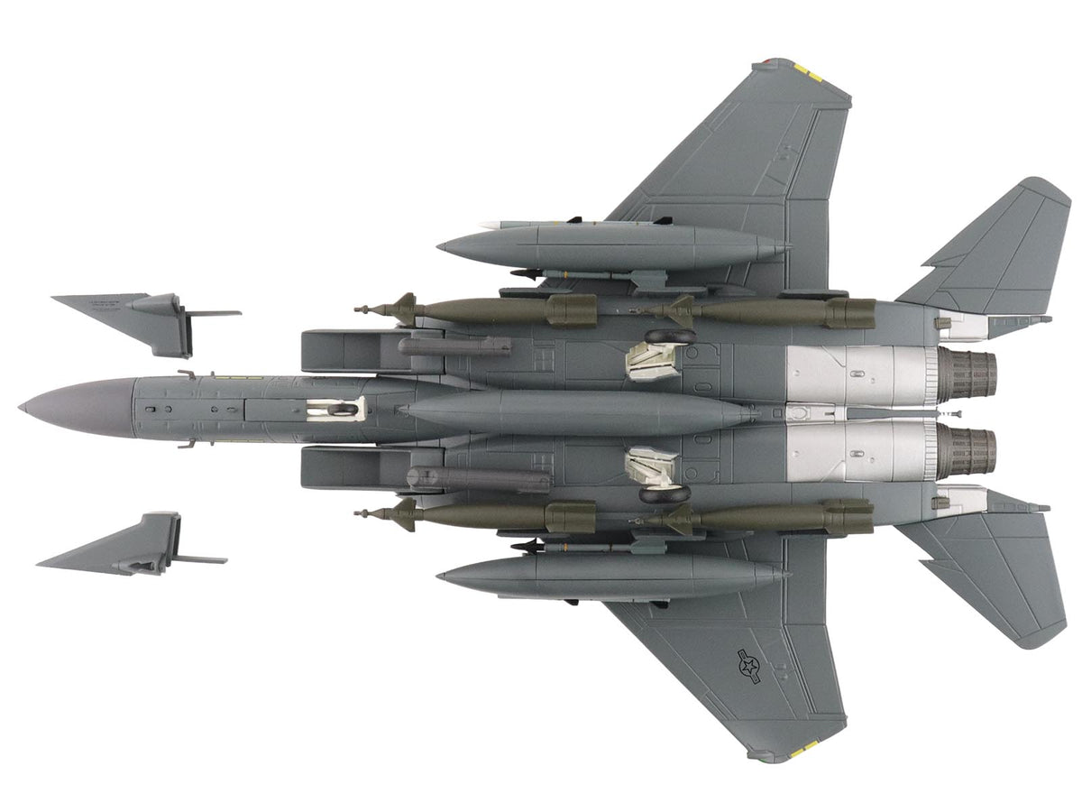 McDonnell Douglas F-15E Strike Eagle Fighter Aircraft "88-0705 90th Fighter Squadron Commanding Officer's Jet" (2005) United States Air Force "Air Power Series" 1/72 Diecast Model by Hobby Master - image 5