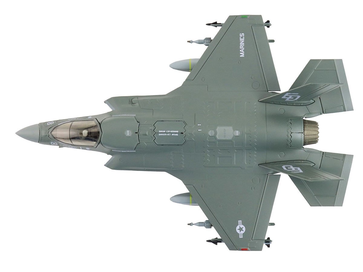 Lockheed Martin F-35B Lightning II Aircraft (Beast Mode) "170533 VMFA-533 Hawks" (2025) United States Marine Corps "Air Power Series" 1/72 Diecast Model by Hobby Master - image 4
