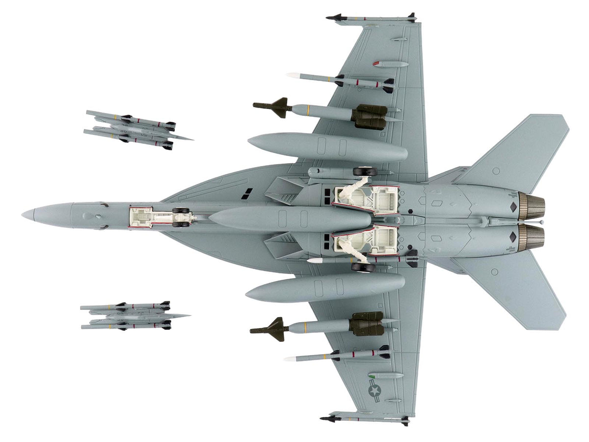 Boeing F/A-18E Super Hornet Fighter Aircraft "Dagger Team (with decals)" United States Navy "Air Power Series" 1/72 Diecast Model by Hobby Master - image 4