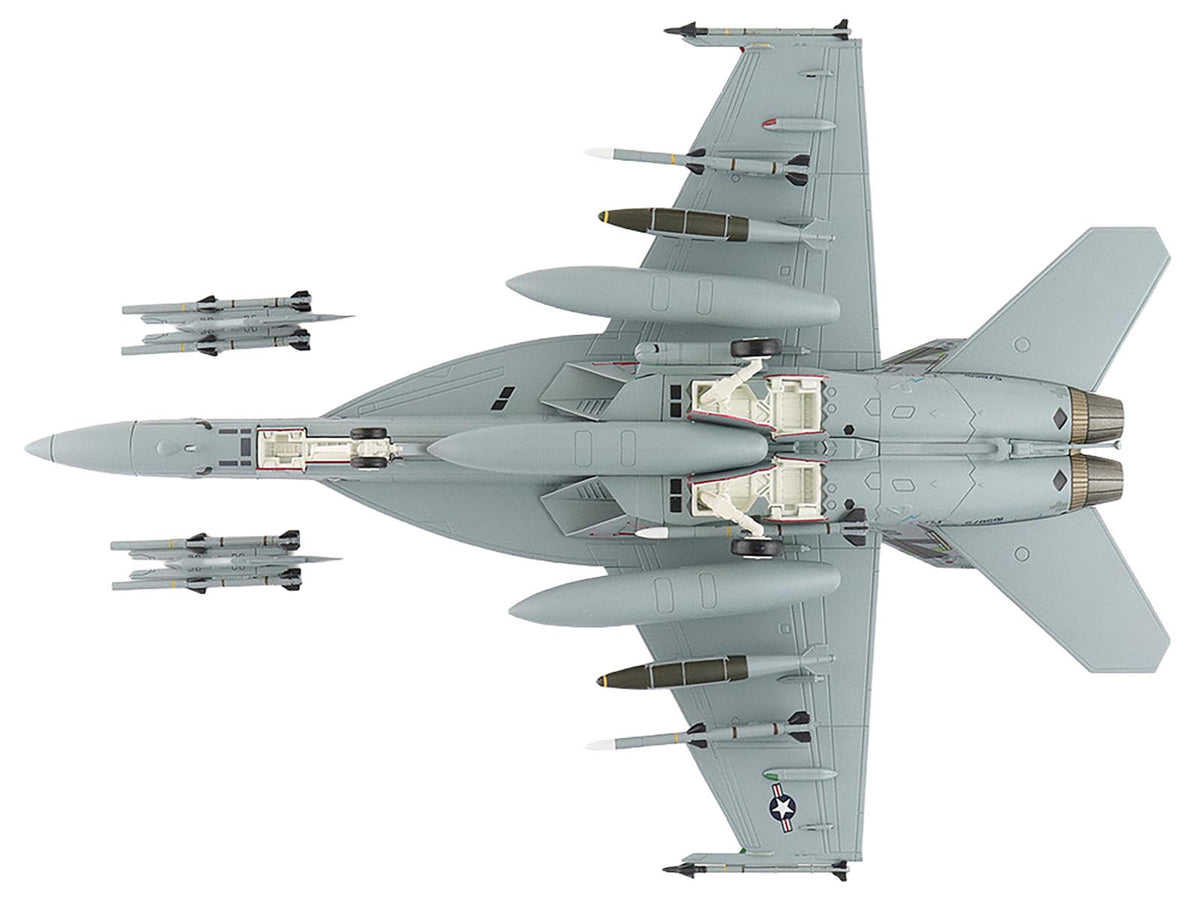 Boeing F/A-18F Super Hornet Fighter Aircraft "165875 Green Hornet VX-23 Salty Dogs NAS Patuxent River" (2011) United States Navy "Air Power Series" 1/72 Diecast Model by Hobby Master - image 5
