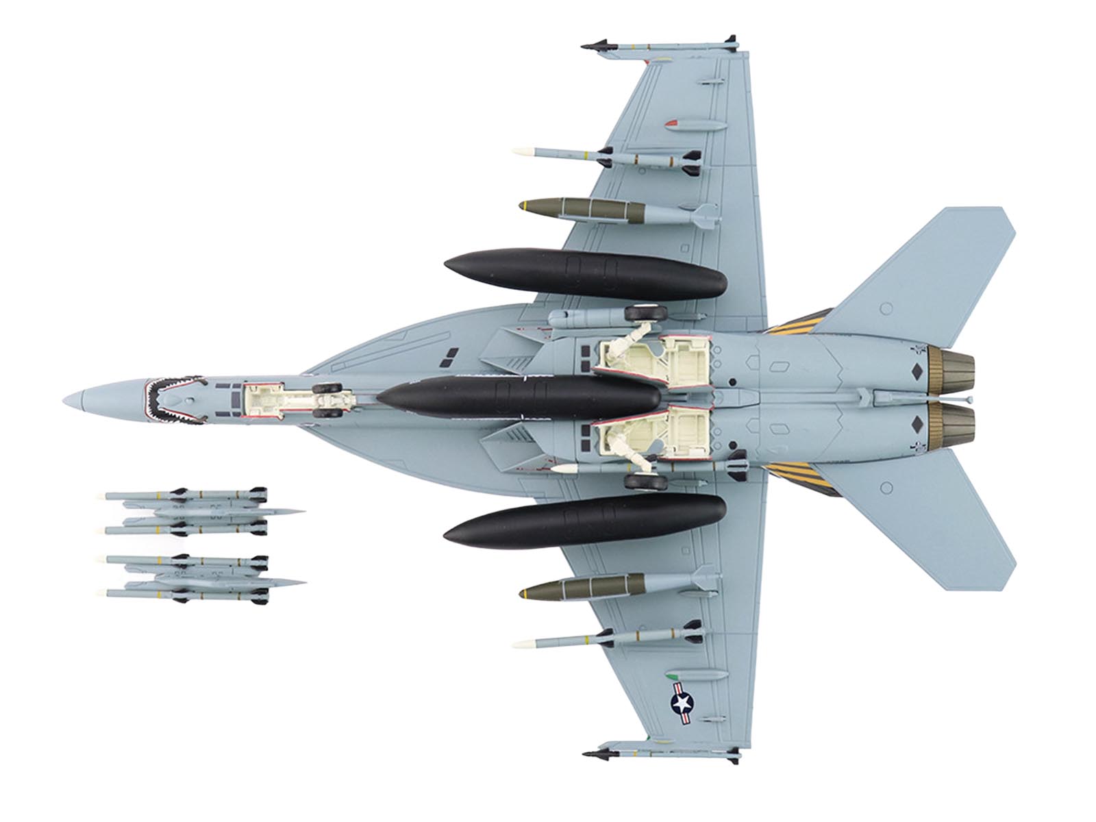 Boeing F/A-18E Super Hornet Fighter Aircraft "166828 VFA-151 Vigilantes USS Lincoln" (2021) United States Navy "Air Power Series" 1/72 Diecast Model by Hobby Master