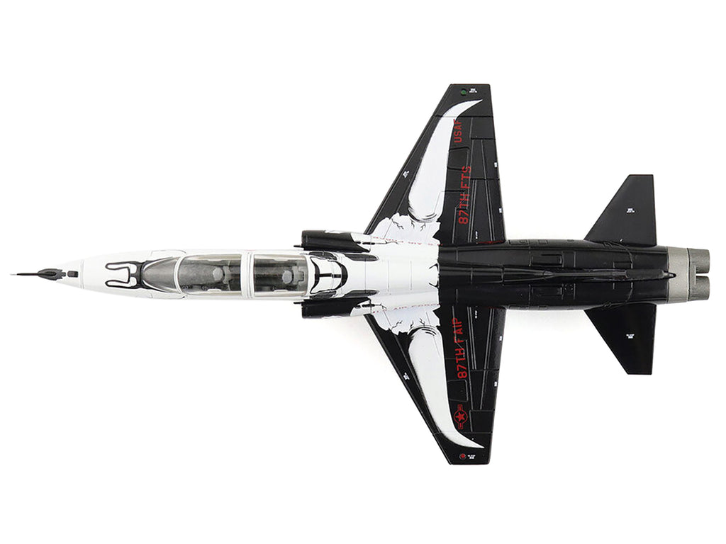 Northrop T-38C Talon Aircraft "65-10331 FAIP Scheme 87th FTS Laughlin AFB" (2021) United States Air Force "Air Power Series" 1/72 Diecast Model by Hobby Master - image 4