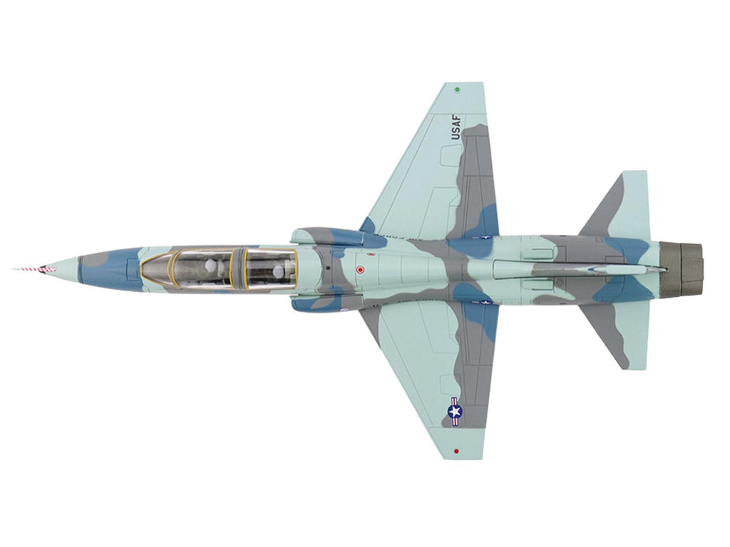 Northrop AT-38B Talon Aircraft "63-8172 479th TTW LIFT Trainer NASA" (1980s) United States Air Force "Air Power Series" 1/72 Diecast Model by Hobby Master