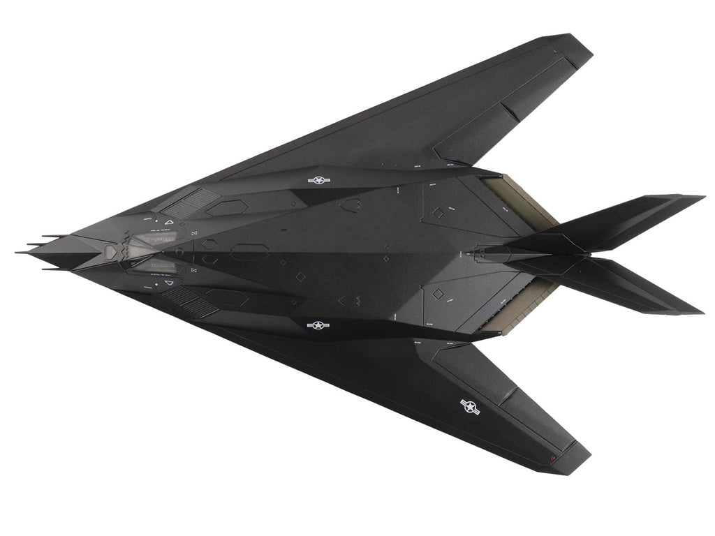 Lockheed YF-117 Nighthawk Stealth Aircraft "79-10782 410th FTS Edwards AFB" (2005) United States Air Force "Air Power Series" 1/72 Diecast Model by Hobby Master - image 4