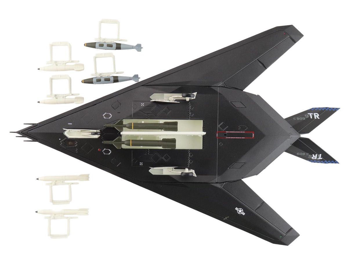 Lockheed YF-117 Nighthawk Stealth Aircraft "79-10782 410th FTS Edwards AFB" (2005) United States Air Force "Air Power Series" 1/72 Diecast Model by Hobby Master - image 5