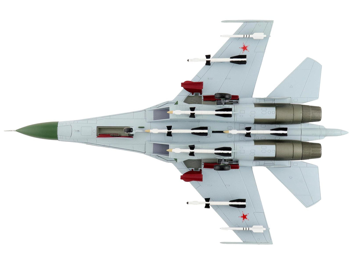 Sukhoi Su-27 Flanker-B Fighter Aircraft "Red 36 Barents Sea 941st IAP" (1987) Soviet Air Force "Air Power Series" 1/72 Diecast Model by Hobby Master - image 4