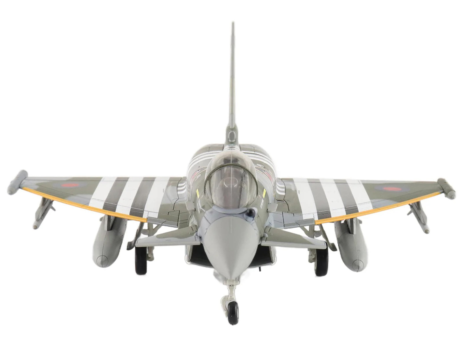 Eurofighter Typhoon FGR4 Fighter Aircraft "ZJ913 FM-G" (2024) British Royal Air Force "Air Power Series" 1/72 Diecast Model by Hobby Master - image 3