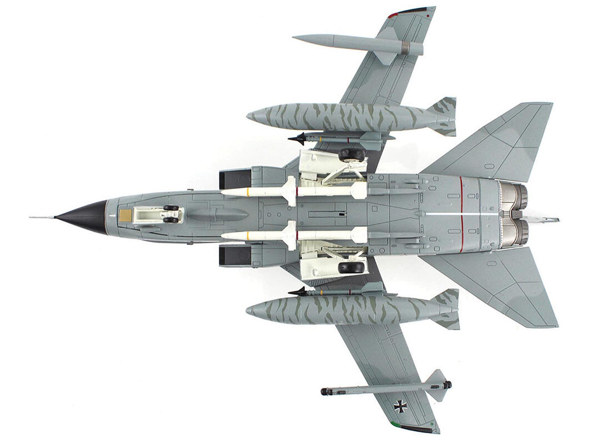 Panavia Tornado ECR Fighter-Bomber Aircraft "46+54 Tactical Air Wing 51 Schleswig-Jagel Air Base Germany" (2017) German Luftwaffe "Air Power Series" 1/72 Diecast Model by Hobby Master - image 4