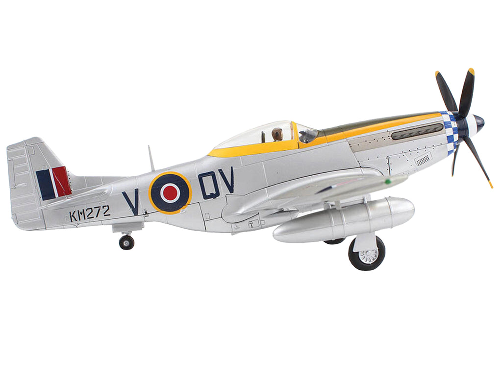 North American Mustang Mk.IV Fighter Aircraft "Flight Lieutenant Arthur S. 'Joe' Doley 19th Squadron" (1945) British Royal Air Force "Air Power Series" 1/48 Diecast Model by Hobby Master - image 4