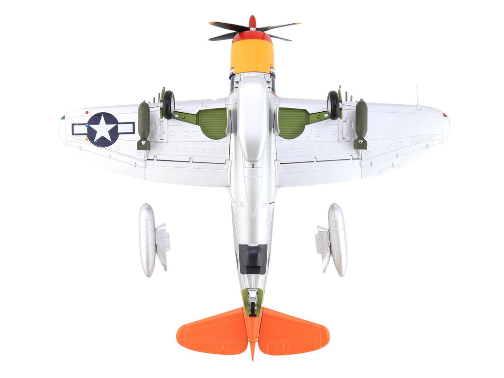 Republic P-47D Thunderbolt Aircraft "Tarheel Hal Lt. 'Ike' David 66 FS 358 FG" (1945) United States Army Air Forces "Air Power Series" 1/48 Diecast Model by Hobby Master - image 4