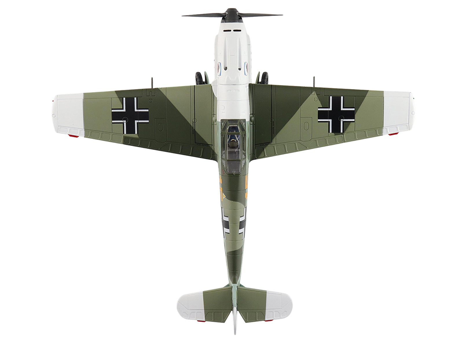 Messerschmitt Bf 109E-3 Fighter Aircraft "Yellow 15 Karl Wolff III/JG 52 France" (1940) German Luftwaffe "Air Power Series" 1/48 Diecast Model by Hobby Master - image 4