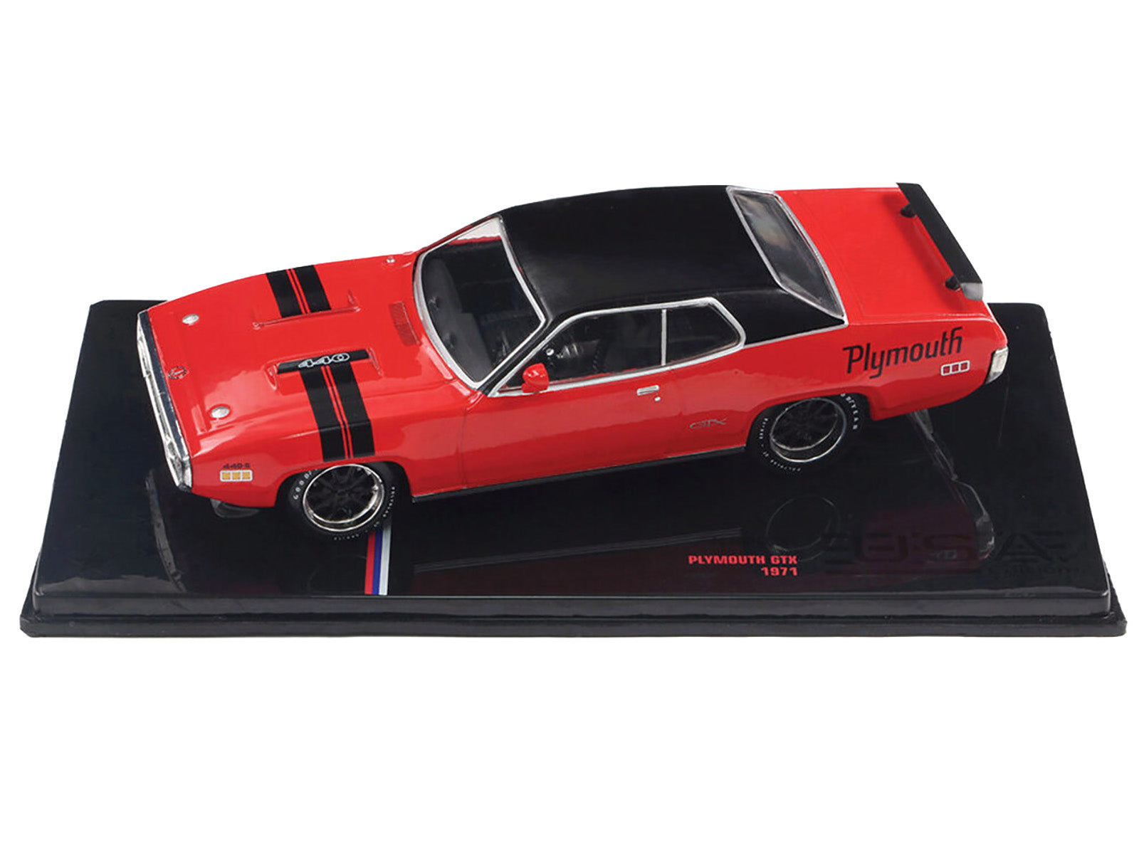 1971 Plymouth GTX Rally Red with Black Top and Stripes 1/43 Diecast Model by IXO Models - image 3