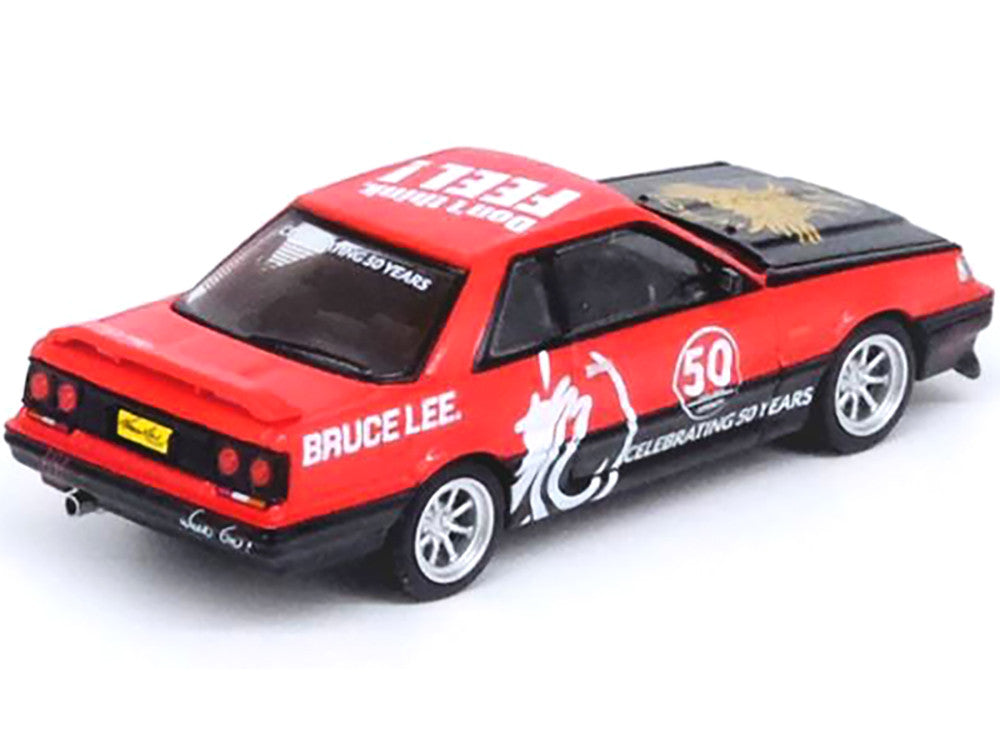 Nissan Skyline GTS-R (R31) RHD (Right Hand Drive) Red with Black Hood "Bruce Lee Legacy 50 Year Anniversary" 1/64 Diecast Model Car by Inno Models - image 2