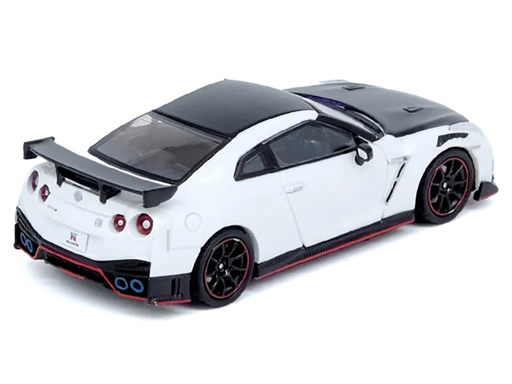 Nissan GT-R (R35) Nismo RHD (Right Hand Drive) White with Carbon Hood and Top 1/64 Diecast Model Car by Inno Models - image 2