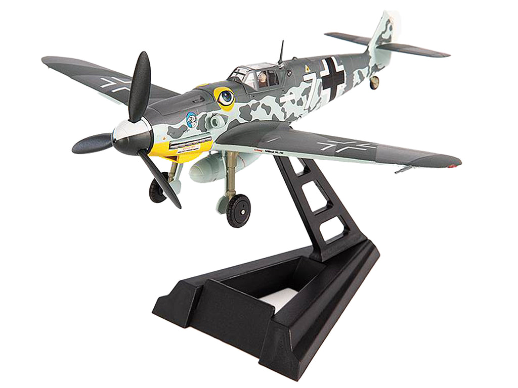 Messerschmitt BF 109G-6 Fighter Aircraft "JG 51 Bulgaria" (1944) German Luftwaffe 1/72 Die Cast Model by JC Wings - image 2