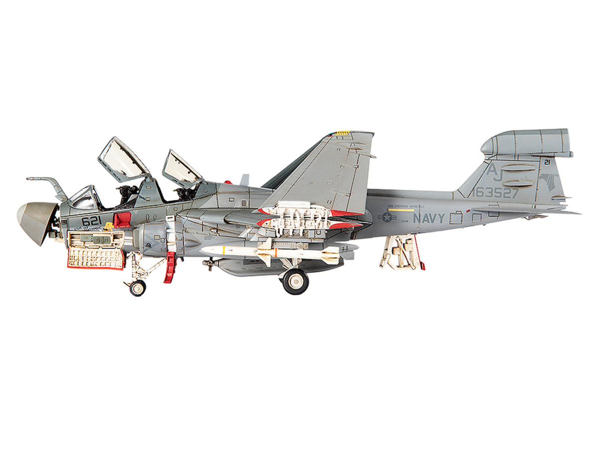 Grumman EA-6B Prowler Attack Aircraft "VAQ-141 Shadowhawks Desert Storm" (1991) United States Navy 1/72 Diecast Model by JC Wings - image 3