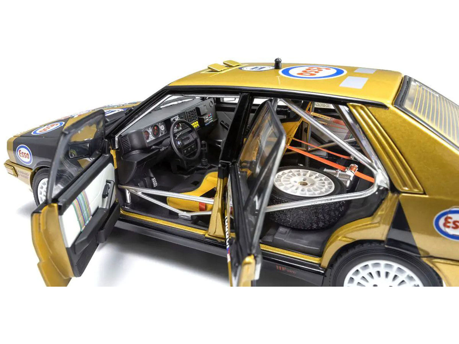 Lancia Delta HF 4WD #1 Fabrizio Tabaton - Luciano Tedeschini Winner "Rally Piancavallo" (1987) 1/18 Diecast Model Car by Kyosho - image 4