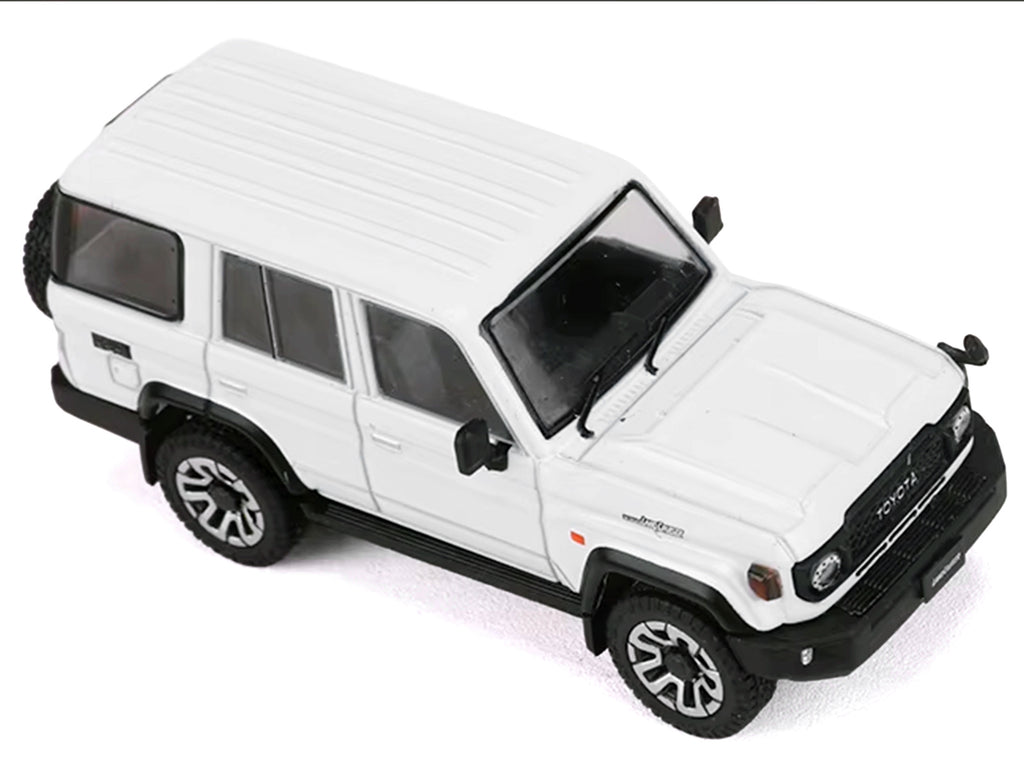 Toyota Land Cruiser (J76) RHD (Right Hand Drive) White 1/64 Diecast Model Car by GCD - image 3