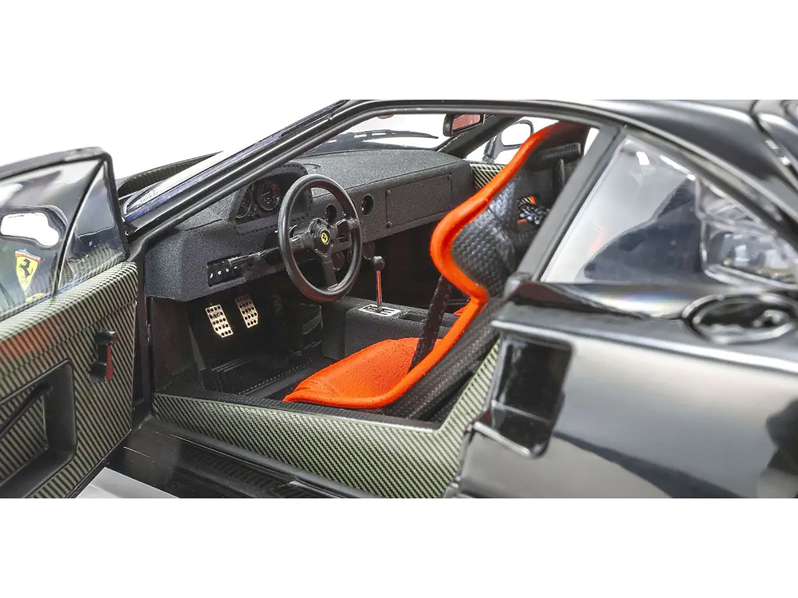 Ferrari F40 Black 1/18 Diecast Model Car by Kyosho - image 2