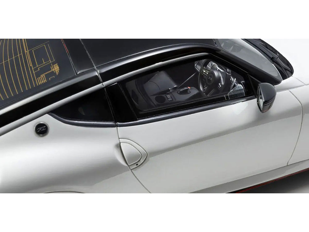 Nissan Fairlady Z NISMO RHD (Right Hand Drive) White with Black Top 1/18 Model Car by Kyosho - image 2