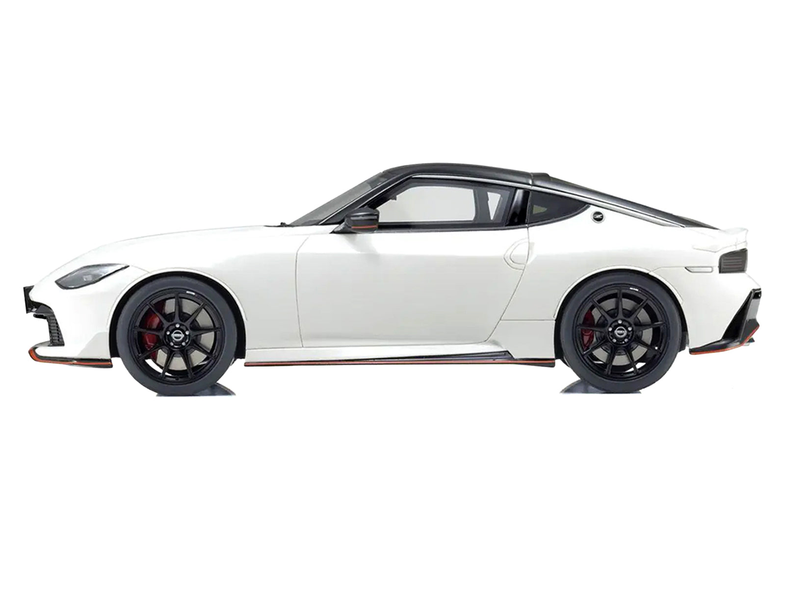 Nissan Fairlady Z NISMO RHD (Right Hand Drive) White with Black Top 1/18 Model Car by Kyosho - image 3