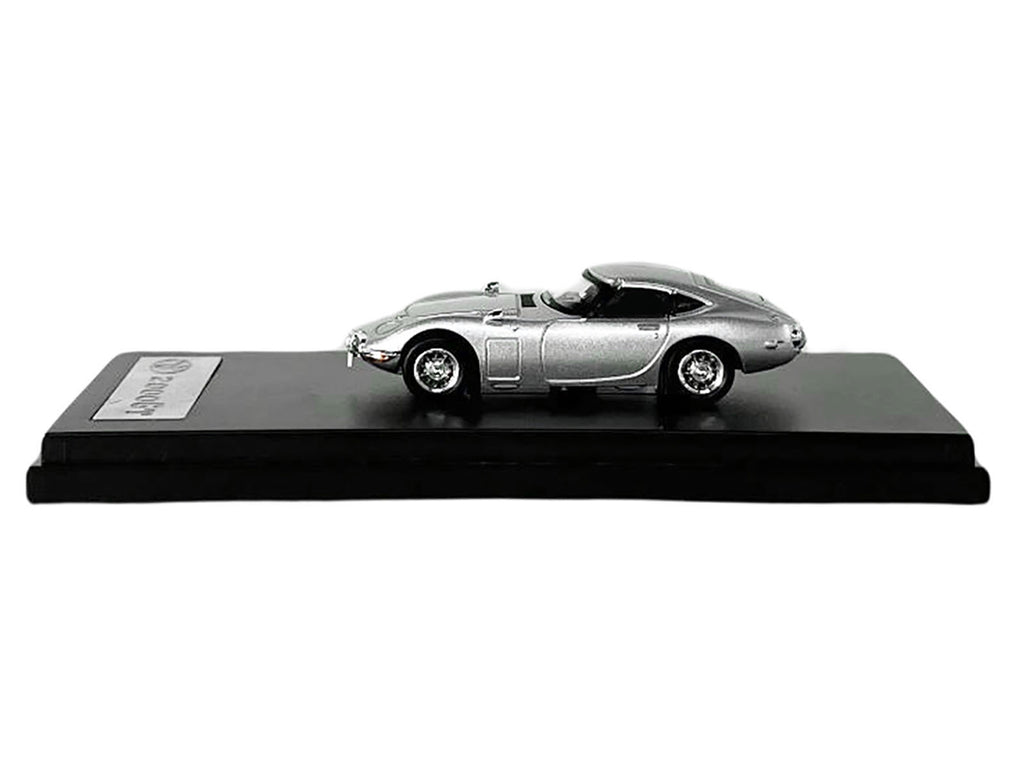 Toyota 2000GT RHD (Right Hand Drive) Silver Metallic 1/64 Diecast Model Car by LCD Models - image 2