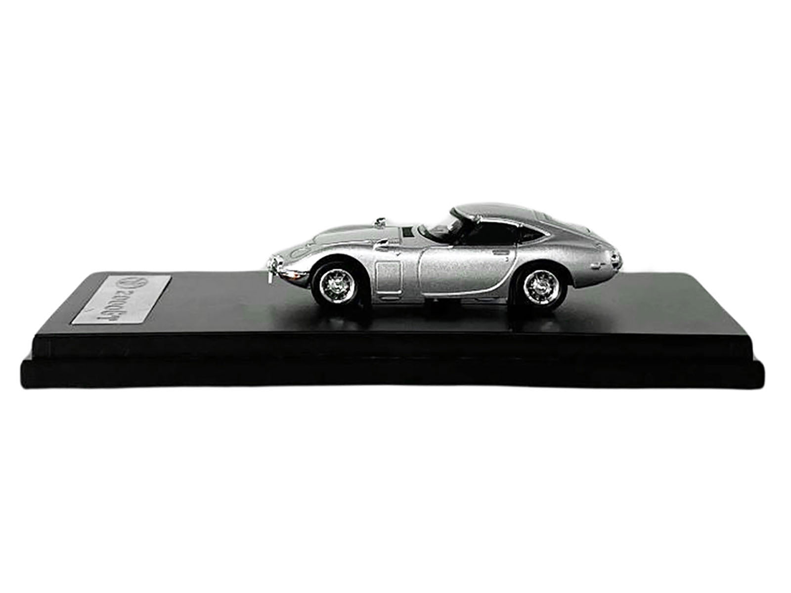 Toyota 2000GT RHD (Right Hand Drive) Silver Metallic 1/64 Diecast Model Car by LCD Models - image 2