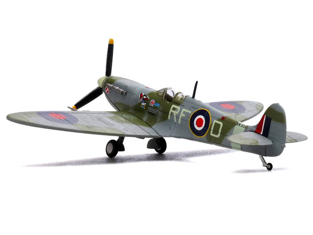 Supermarine Spitfire Mk Vb Fighter Aircraft "EN951 Ace Jan Zumbach No. 303 Polish Kosciuszko Squadron" (1943) Royal Air Force 1/72 Diecast Model by Legion - image 3