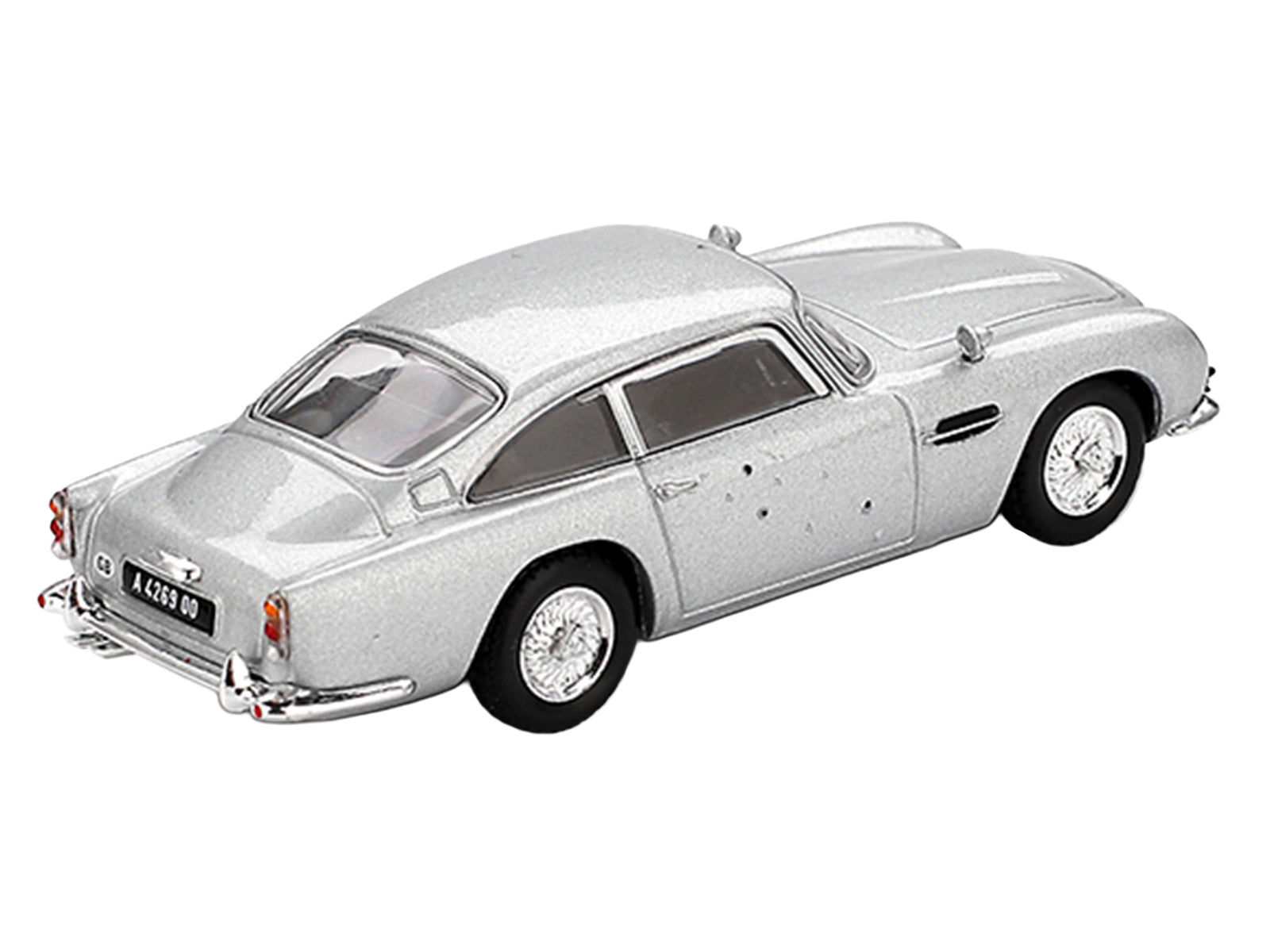Aston Martin DB5 RHD (Right Hand Drive) Birch Silver Metallic (Damaged) 007 James Bond "Skyfall" (2012) Movie Limited Edition 1/64 Diecast Model Car by Mini GT