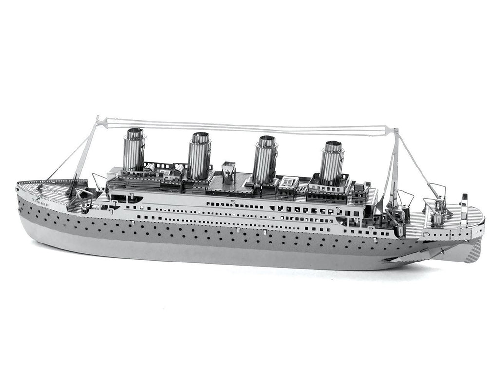 Model Kit Titanic Ship (Moderate Difficulty) Steel Model by Metal Earth