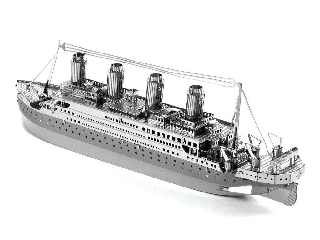 Model Kit Titanic Ship (Moderate Difficulty) Steel Model by Metal Earth