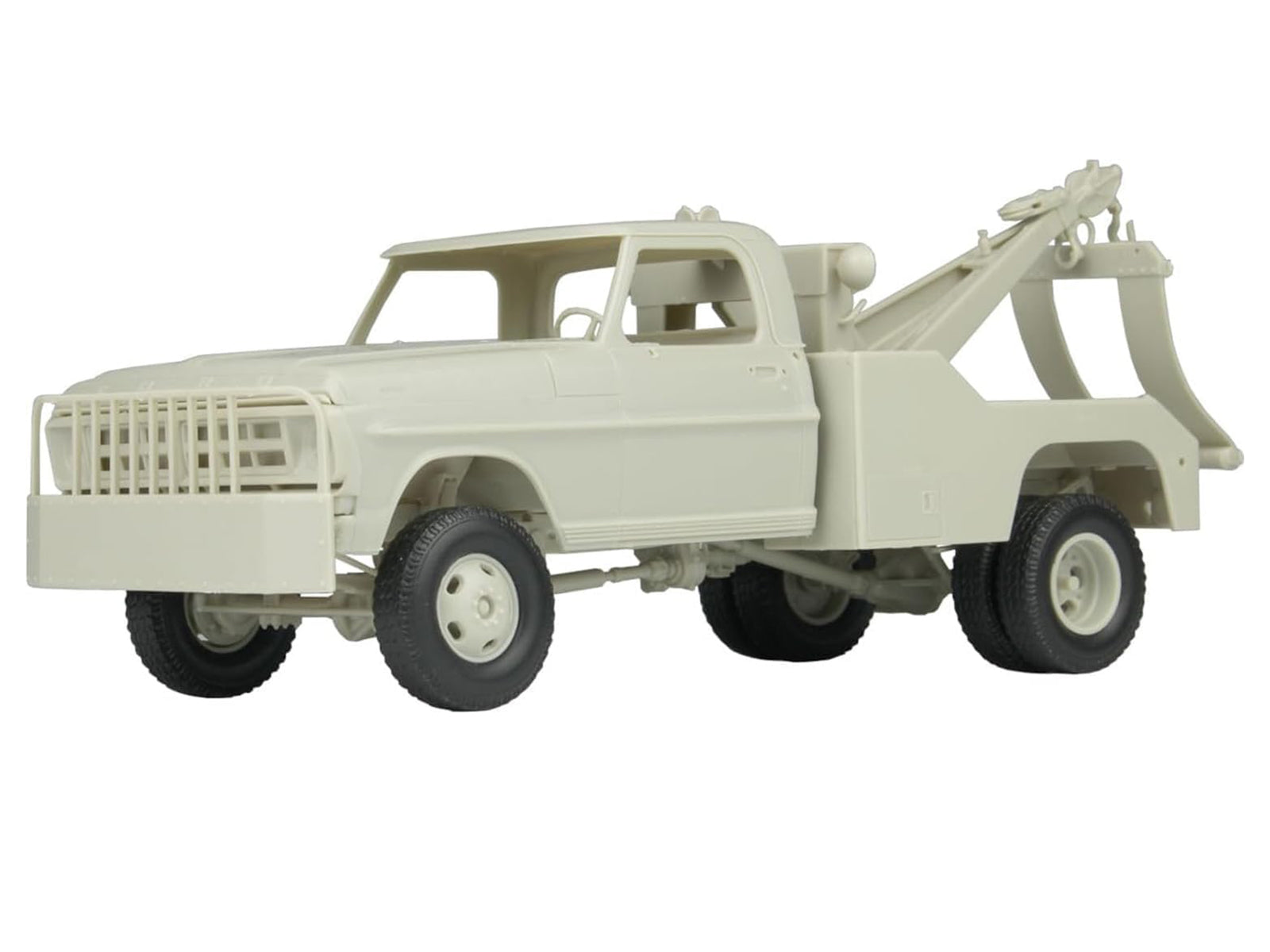 Skill 3 Model Kit 1972 Ford F-350 4x4 Tow Truck High Side Version 1/25 Scale Model by Moebius - image 2